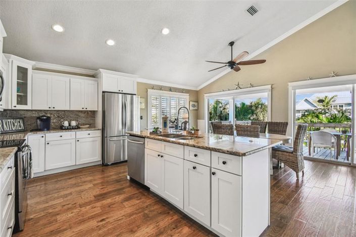 Image No.16-3 Bed Property for sale