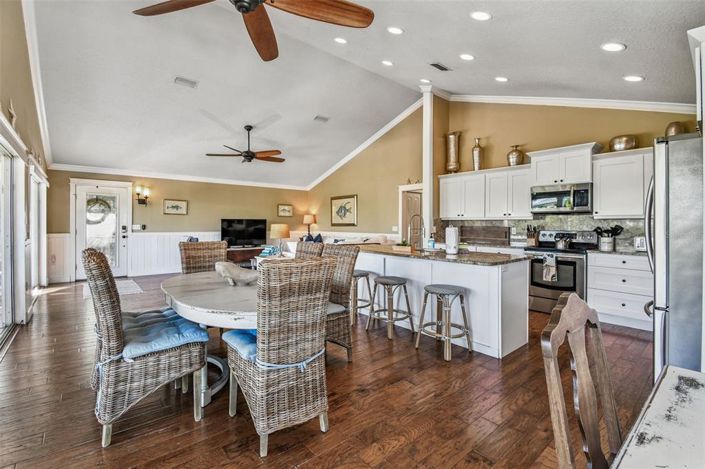 Image No.22-3 Bed Property for sale