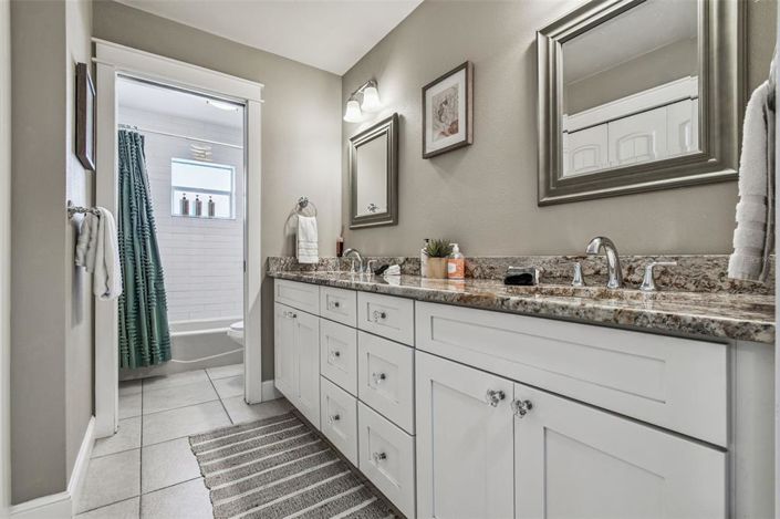 Image No.30-3 Bed Property for sale