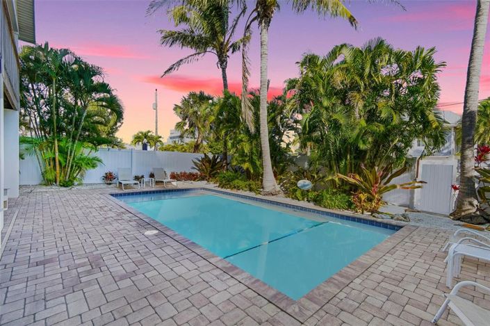 Image No.58-3 Bed Property for sale