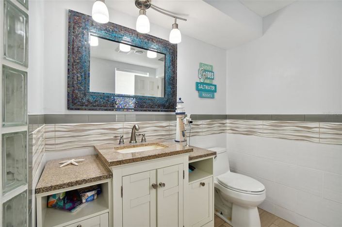 Image No.28-6 Bed Property for sale