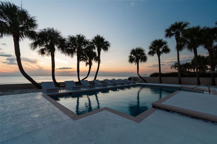 Image No.46-6 Bed Property for sale