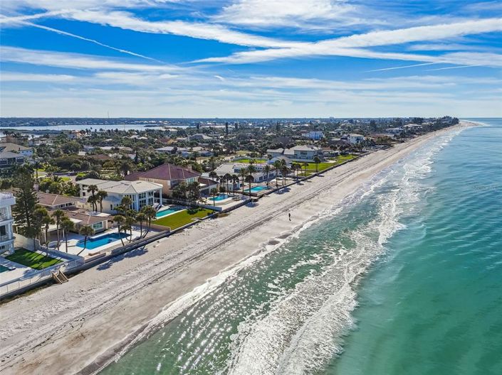 Image No.53-6 Bed Property for sale