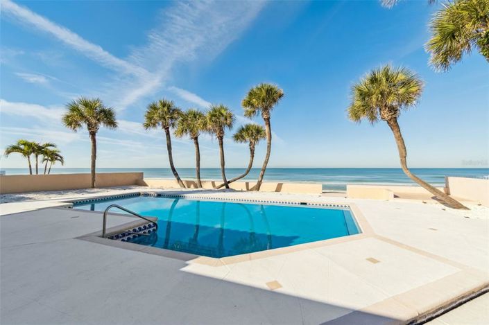 Image No.58-6 Bed Property for sale