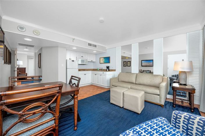 Image No.16-2 Bed Property for sale