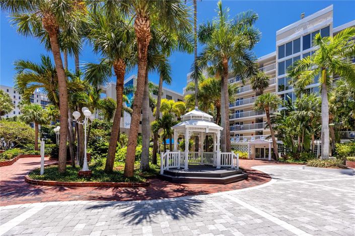 Image No.36-2 Bed Property for sale