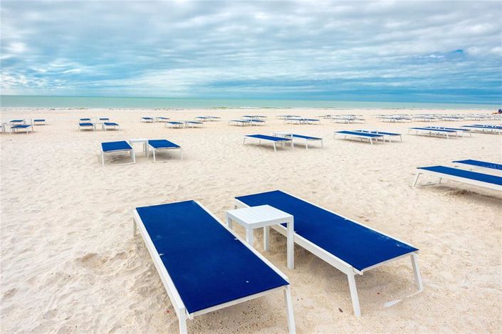 Image No.52-2 Bed Property for sale