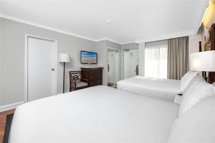 Image No.9-2 Bed Property for sale