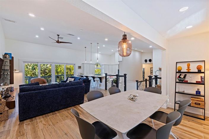 Image No.13-4 Bed Property for sale