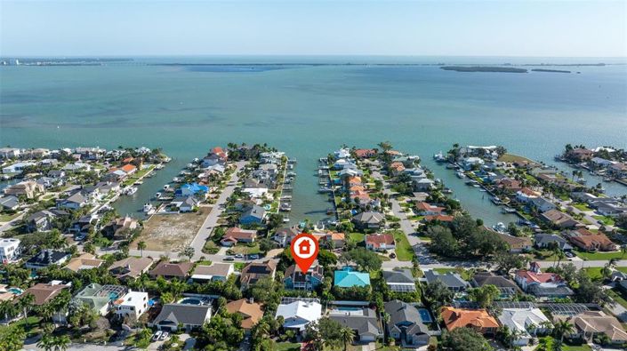 Image No.41-4 Bed Property for sale