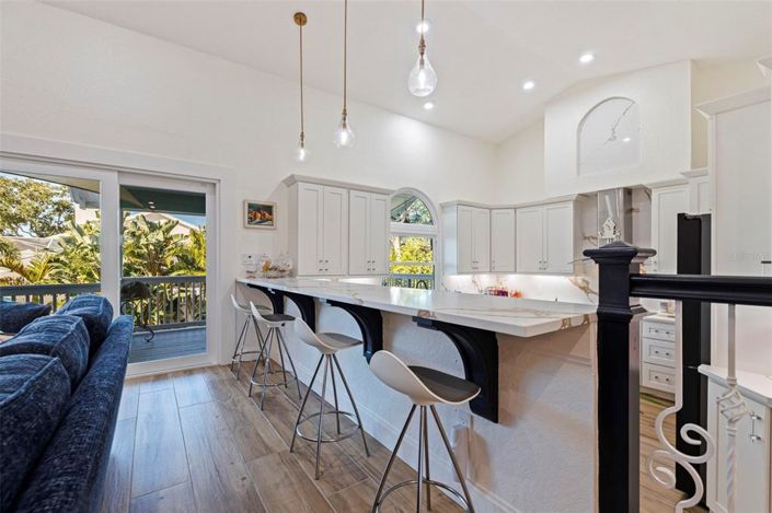 Image No.8-4 Bed Property for sale