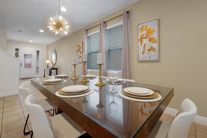 Image No.15-6 Bed Property for sale