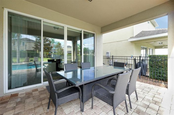 Image No.16-6 Bed Property for sale