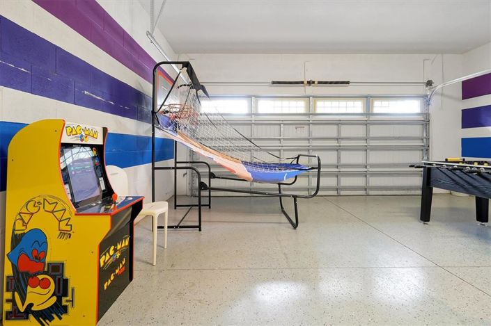 Image No.35-6 Bed Property for sale