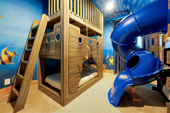 Image No.46-6 Bed Property for sale