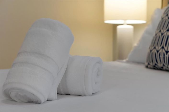 Image No.58-6 Bed Property for sale