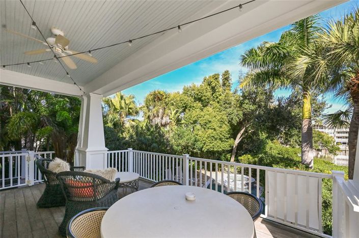 Image No.28-4 Bed Property for sale