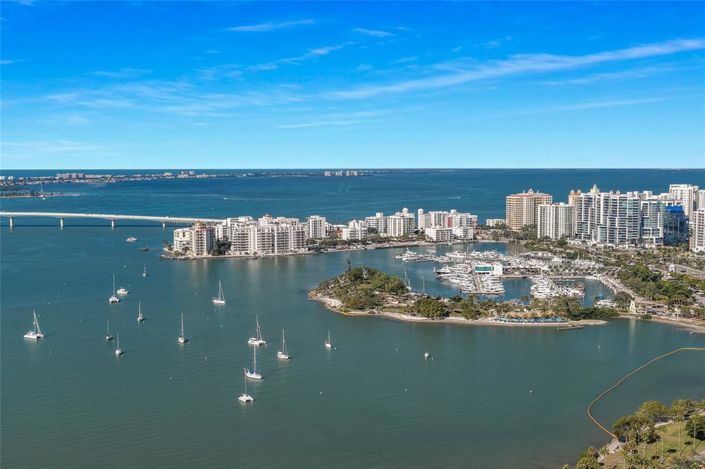 Image No.34-4 Bed Property for sale