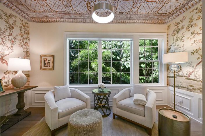 Image No.8-4 Bed Property for sale