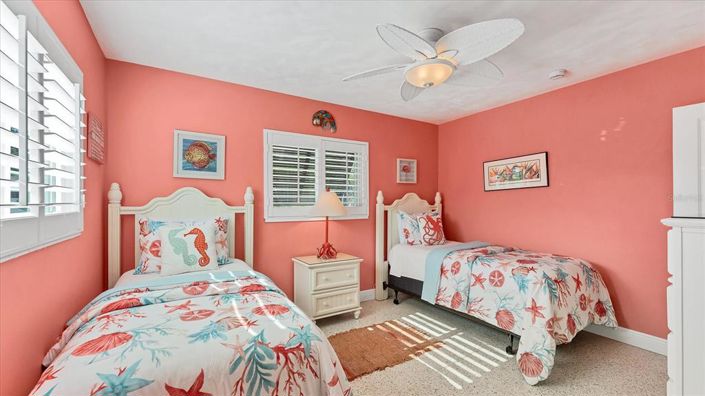 Image No.44-3 Bed Property for sale