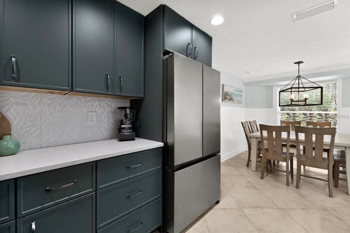 Image No.13-5 Bed Property for sale