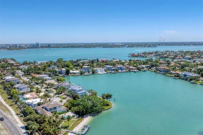 Image No.31-3 Bed Property for sale