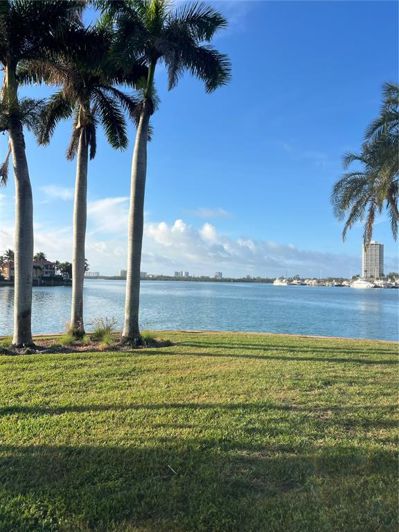 Image No.8-3 Bed Property for sale