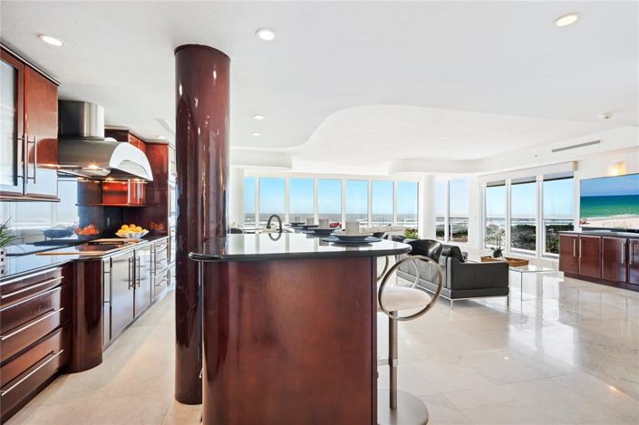 Image No.16-3 Bed Property for sale