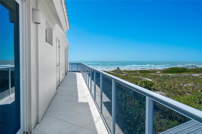 Image No.44-3 Bed Property for sale