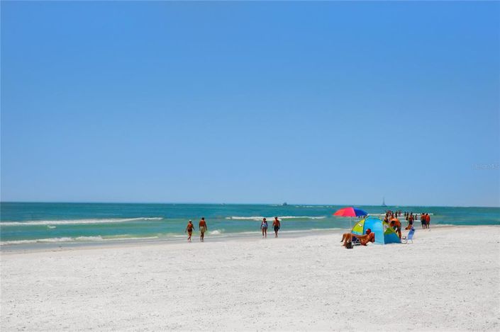 Image No.50-3 Bed Property for sale