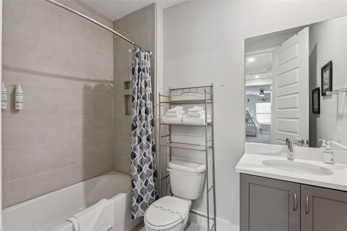 Image No.12-3 Bed Townhouse for sale