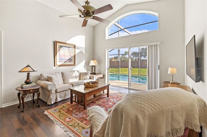 Image No.18-4 Bed Property for sale