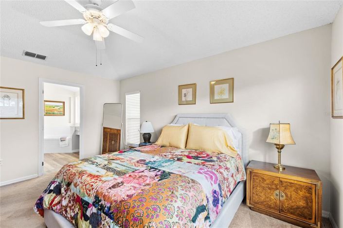 Image No.21-4 Bed Property for sale