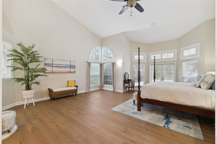 Image No.19-4 Bed Property for sale