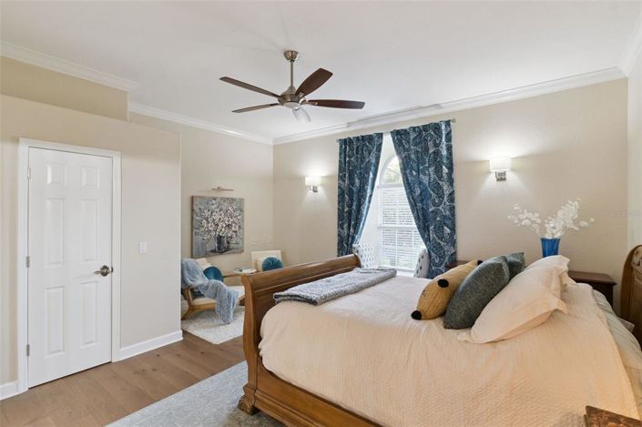 Image No.23-4 Bed Property for sale