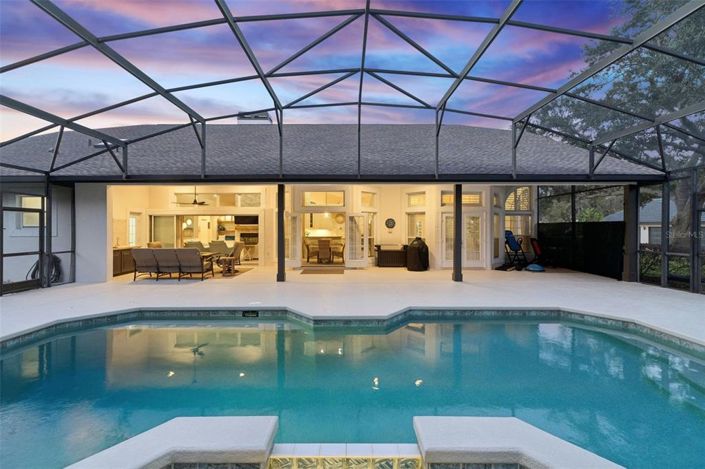 Image No.38-4 Bed Property for sale