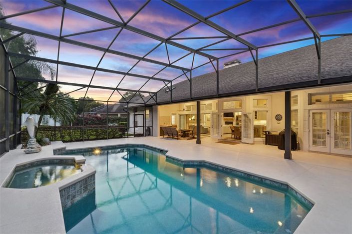 Image No.4-4 Bed Property for sale