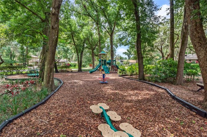 Image No.60-4 Bed Property for sale