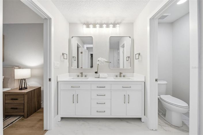 Image No.18-4 Bed Property for sale