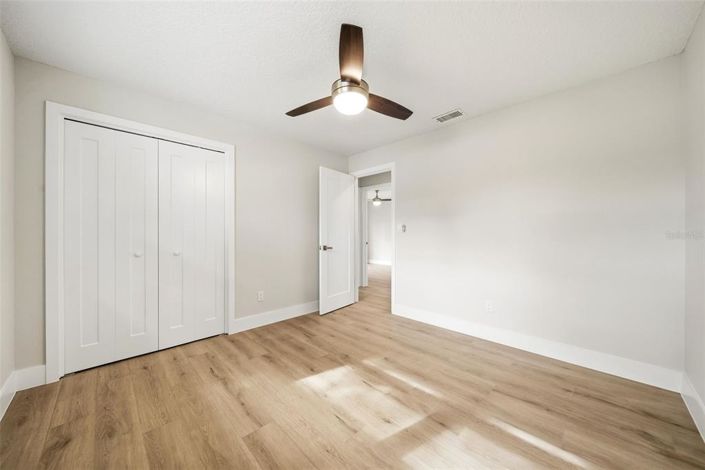 Image No.25-4 Bed Property for sale