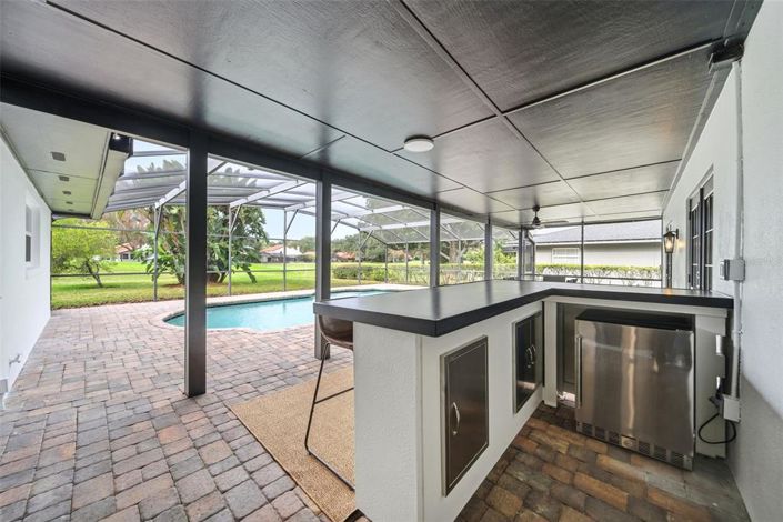 Image No.30-4 Bed Property for sale