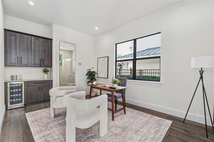 Image No.35-6 Bed Property for sale