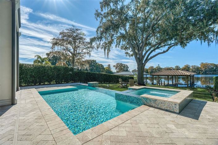 Image No.38-6 Bed Property for sale