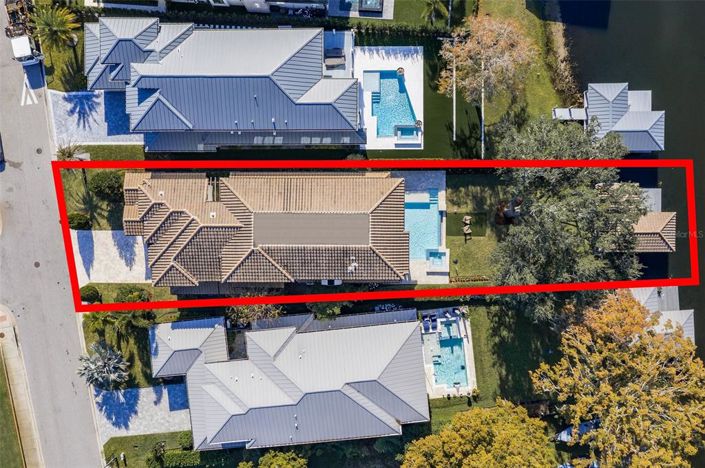 Image No.44-6 Bed Property for sale