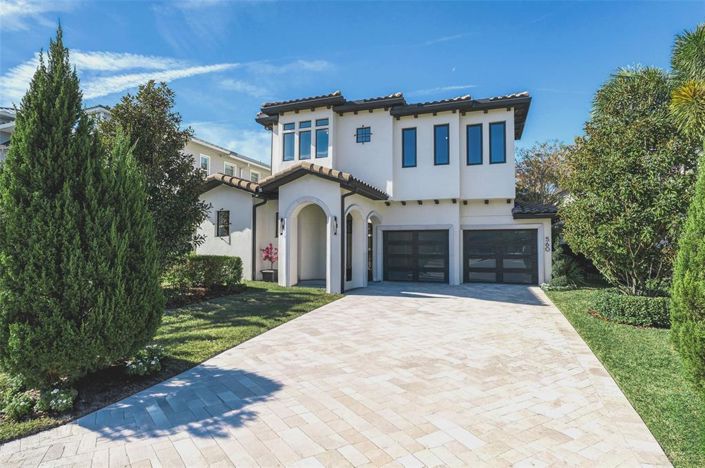 Image No.46-6 Bed Property for sale