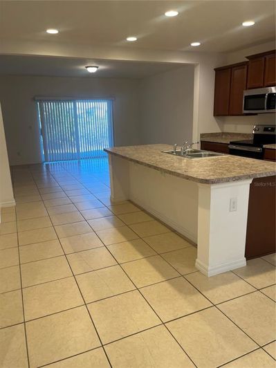 Image No.4-3 Bed Townhouse for sale