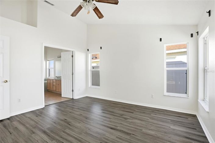 Image No.16-3 Bed Property for sale