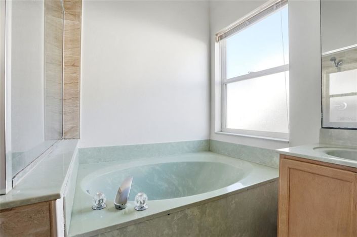 Image No.21-3 Bed Property for sale