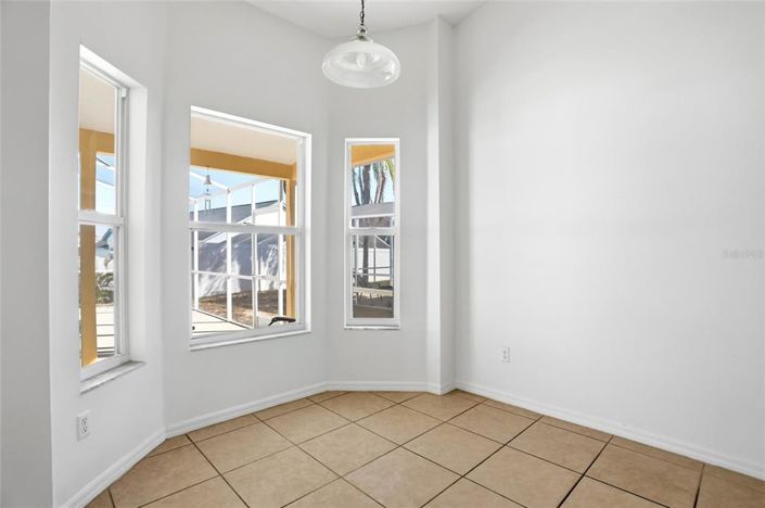 Image No.24-3 Bed Property for sale