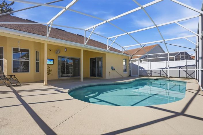 Image No.35-3 Bed Property for sale